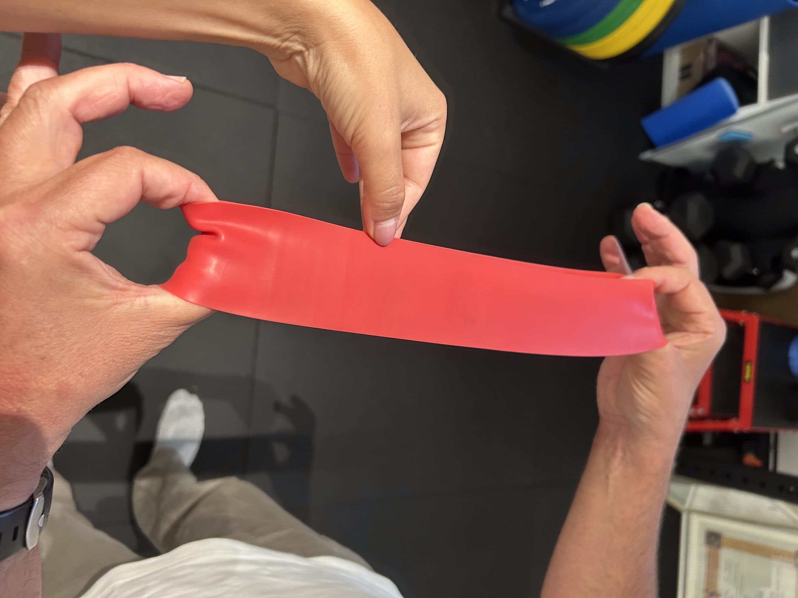 Looped fitness resistance bands